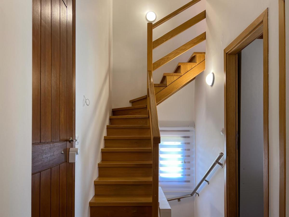 Heaven Luxury Villa Néa Róda Kültér fotó